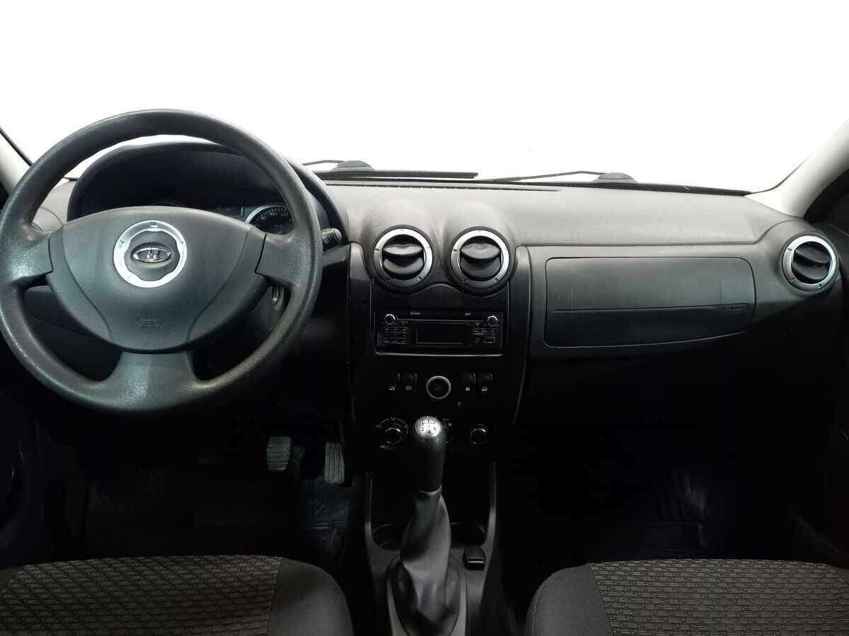 Lada (ВАЗ) Largus с пробегом — 2017 год. Фото: #10