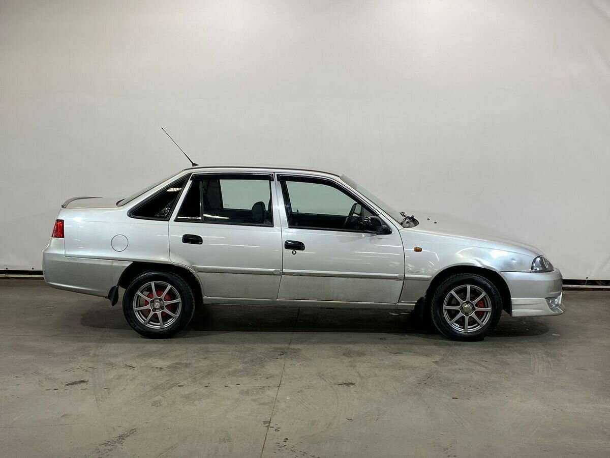 Daewoo Nexia с пробегом — 2011 год. Фото: #3