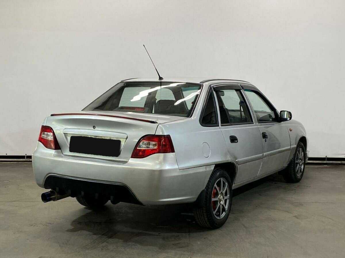 Daewoo Nexia с пробегом — 2011 год. Фото: #4