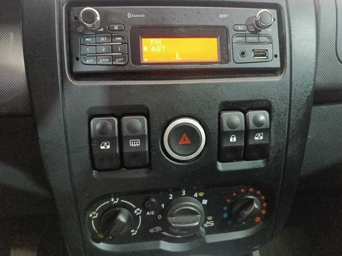 Lada (ВАЗ) Largus с пробегом — 2018 год. Фото: #12