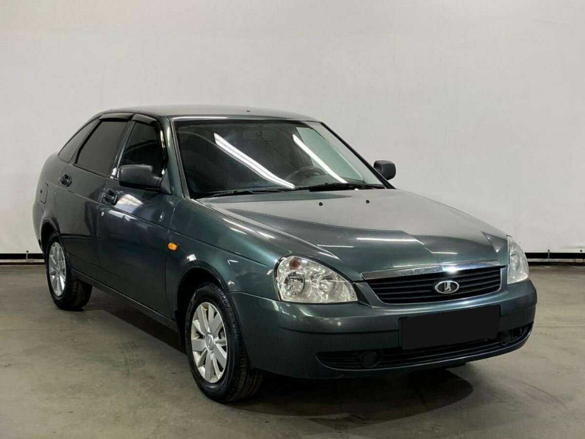 Lada (ВАЗ) Priora с пробегом — 2011 год. Фото: #2