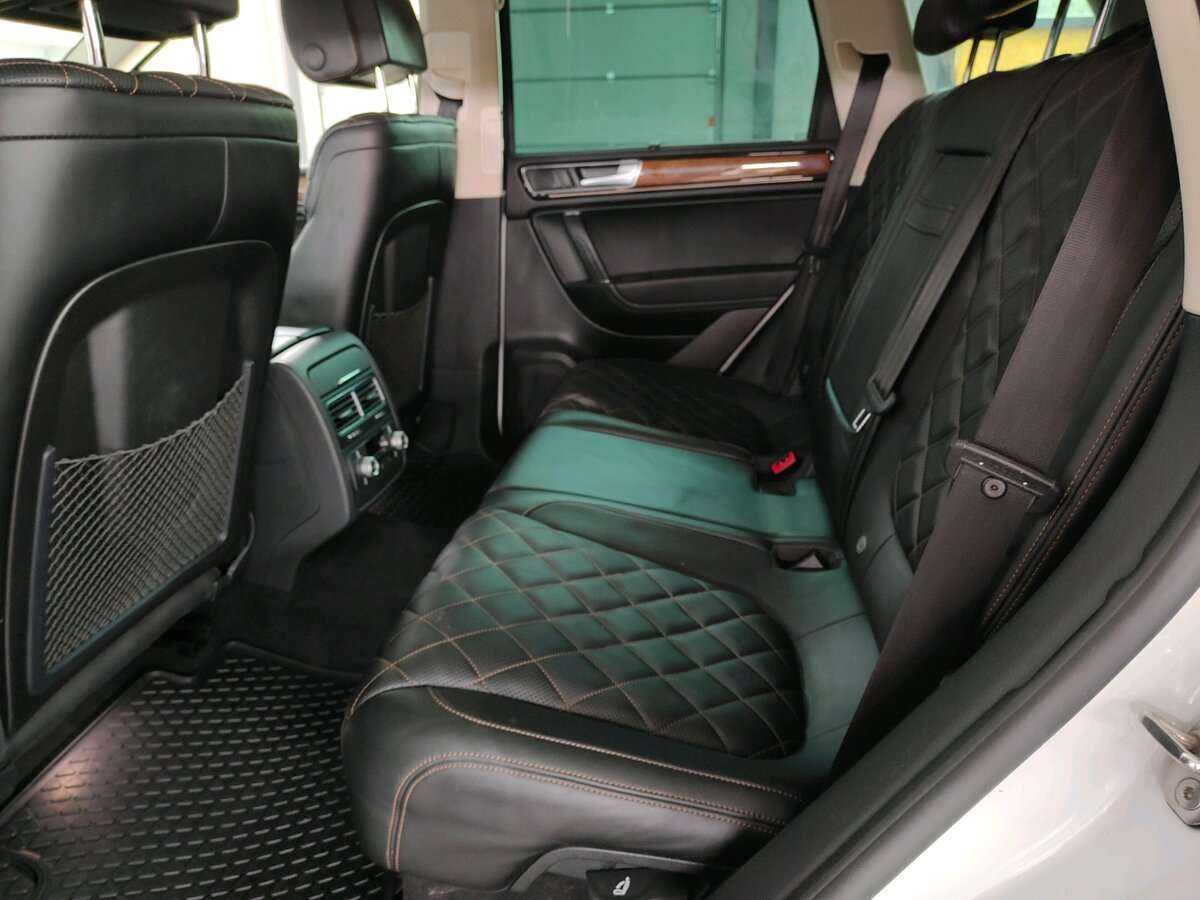 Volkswagen Touareg с пробегом — 2018 год. Фото: #12