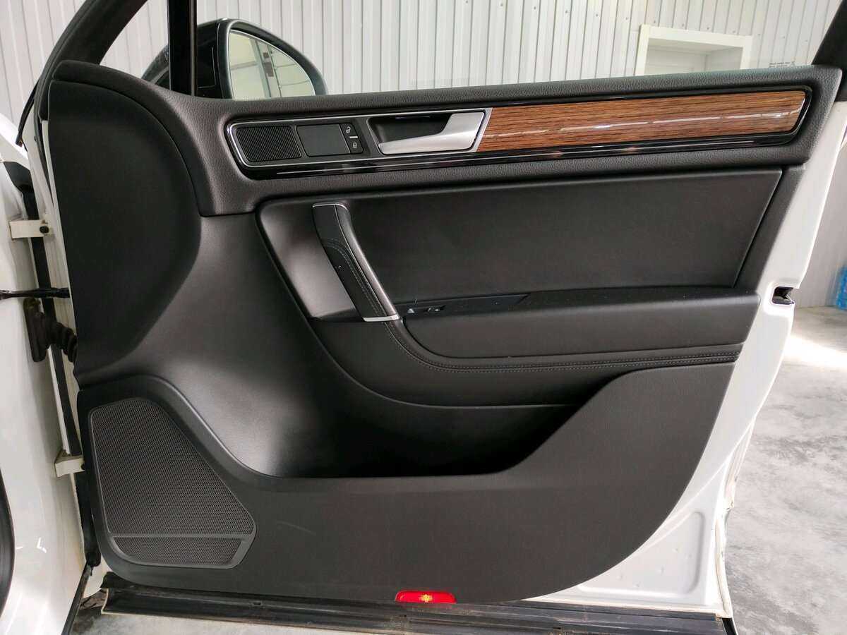 Volkswagen Touareg с пробегом — 2018 год. Фото: #15