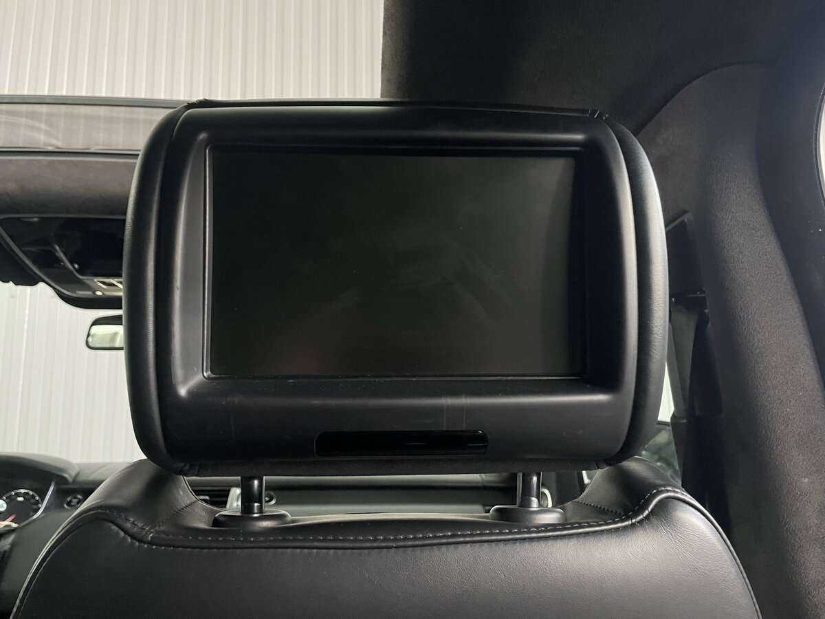 Land Rover Range Rover Sport с пробегом — 2013 год. Фото: #19