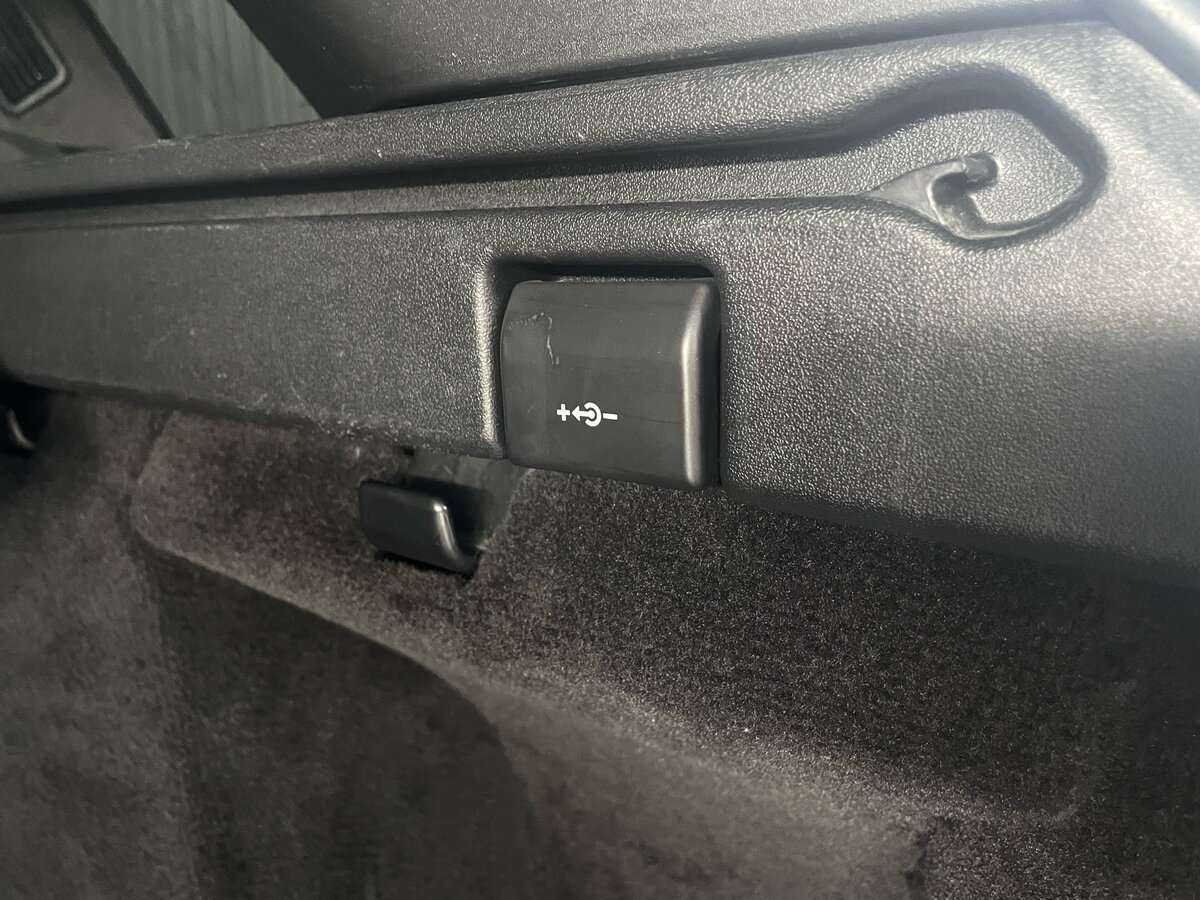 Land Rover Range Rover Sport с пробегом — 2013 год. Фото: #32