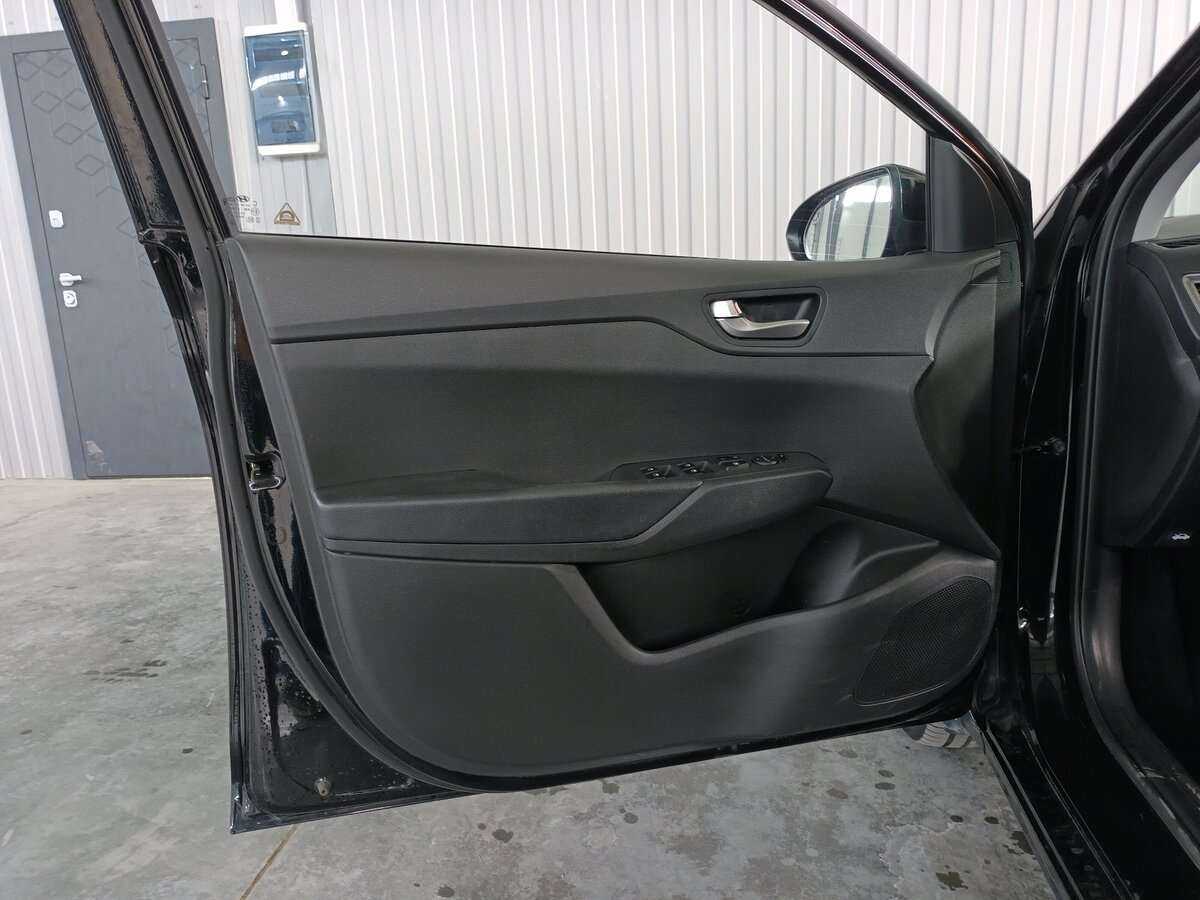 Hyundai Solaris с пробегом — 2020 год. Фото: #16