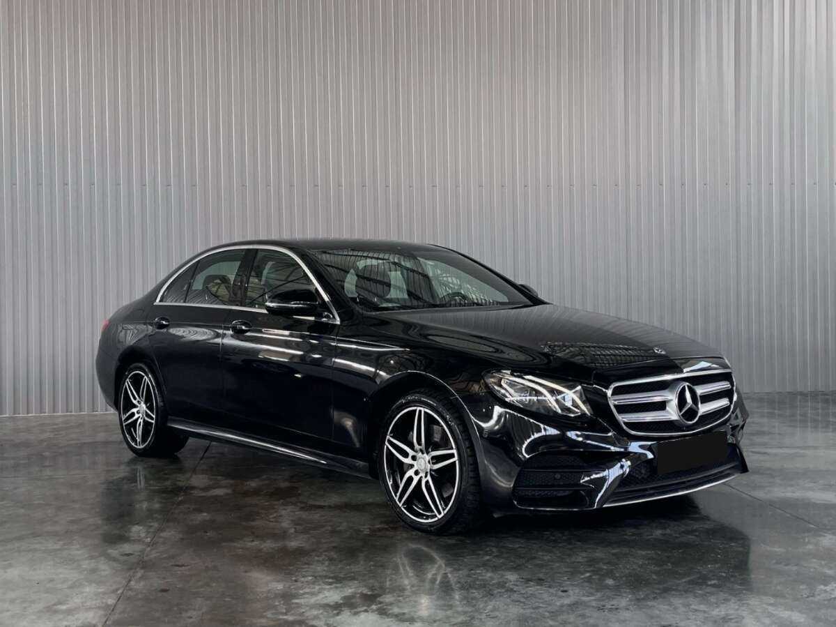 Mercedes-Benz E-Класс с пробегом — 2018 год. Фото: #2
