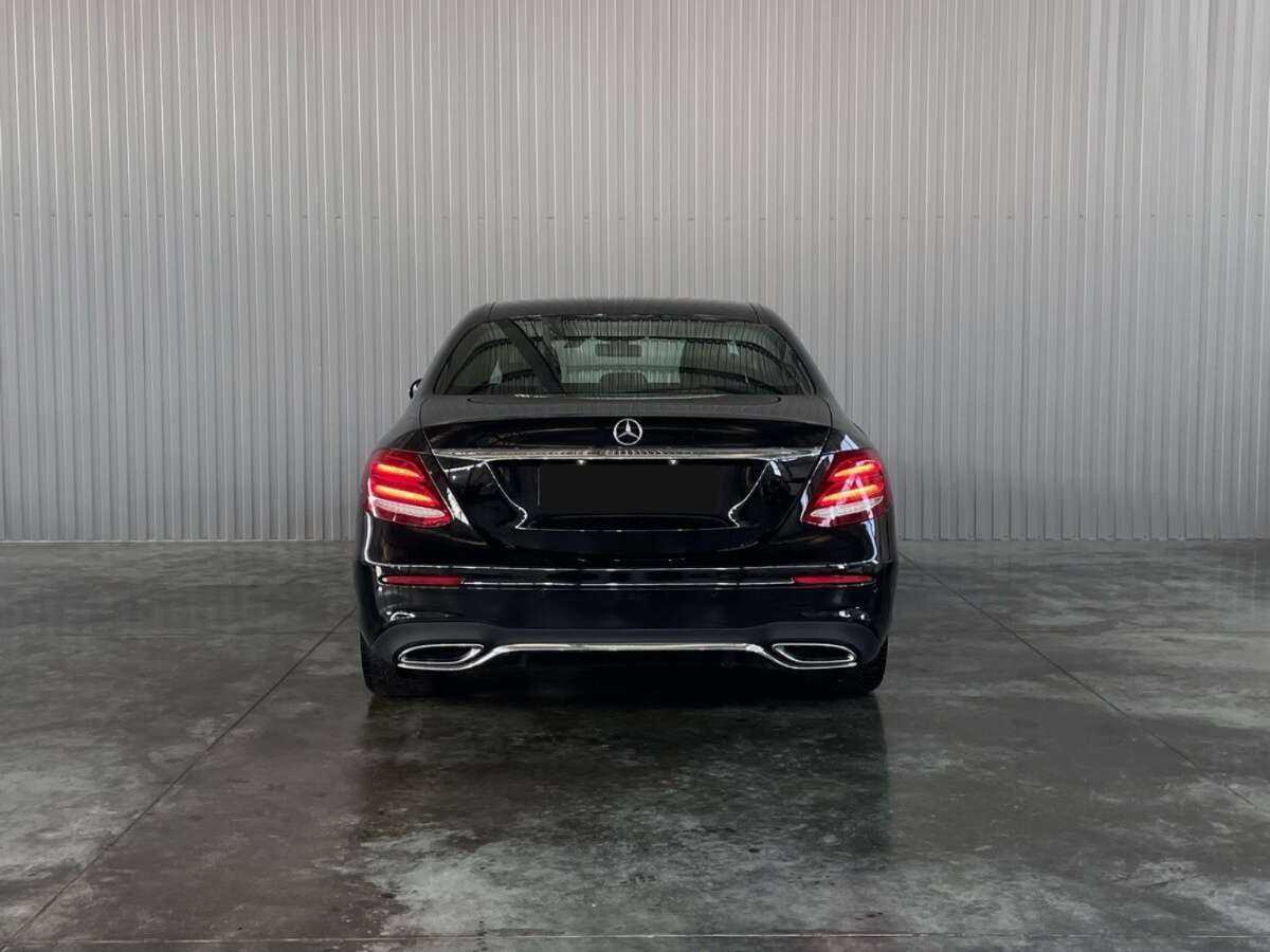 Mercedes-Benz E-Класс с пробегом — 2018 год. Фото: #5