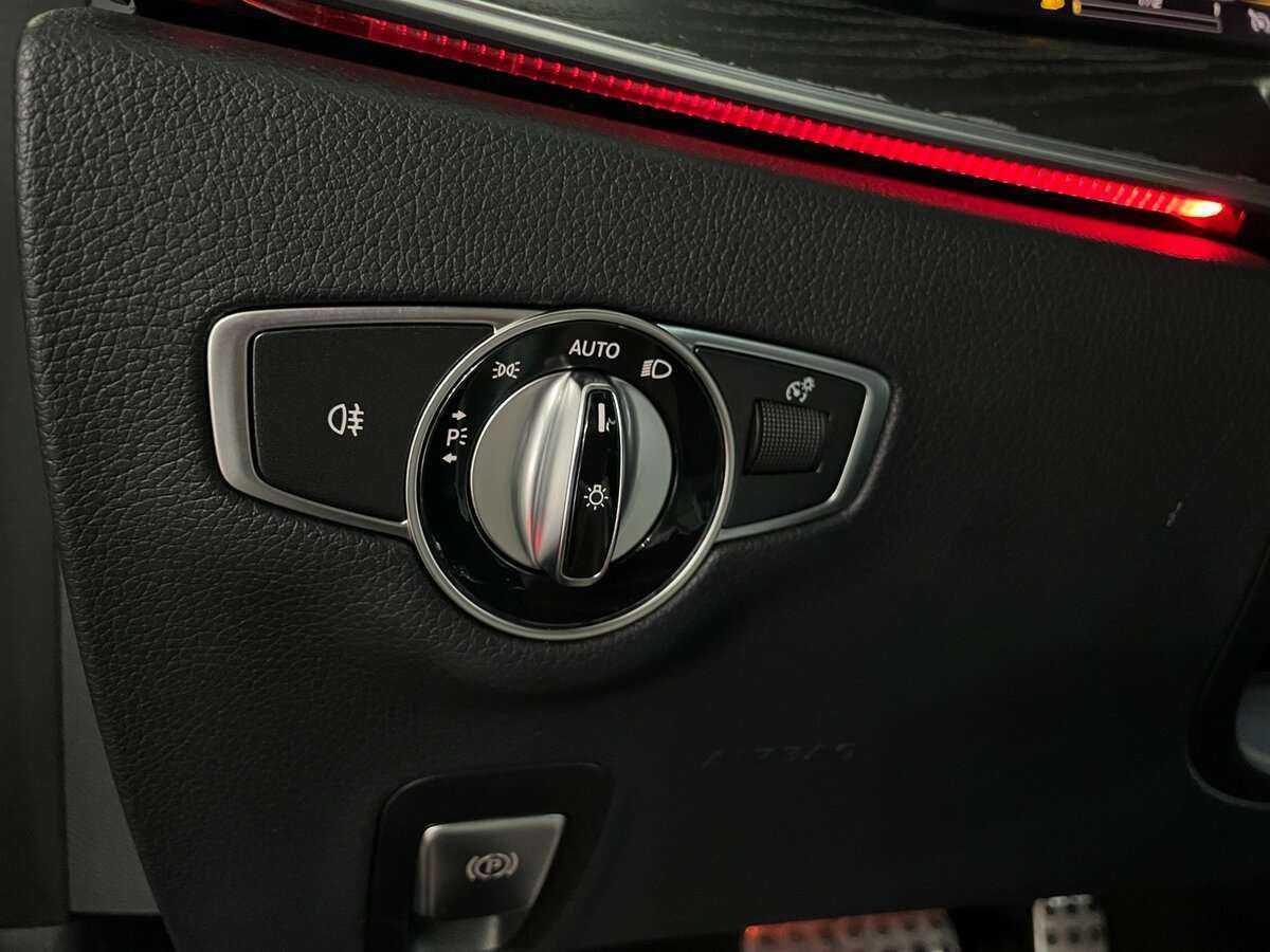 Mercedes-Benz E-Класс с пробегом — 2018 год. Фото: #16