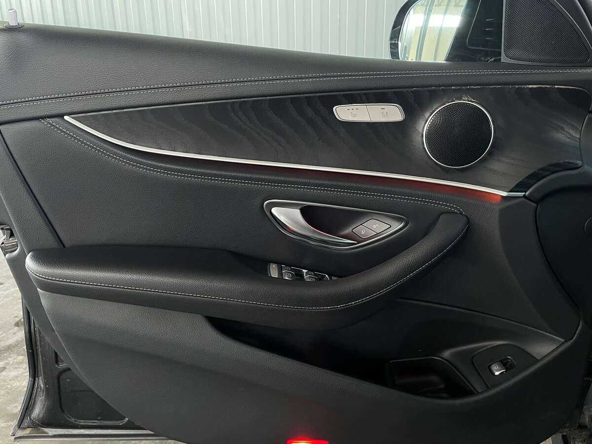 Mercedes-Benz E-Класс с пробегом — 2018 год. Фото: #21