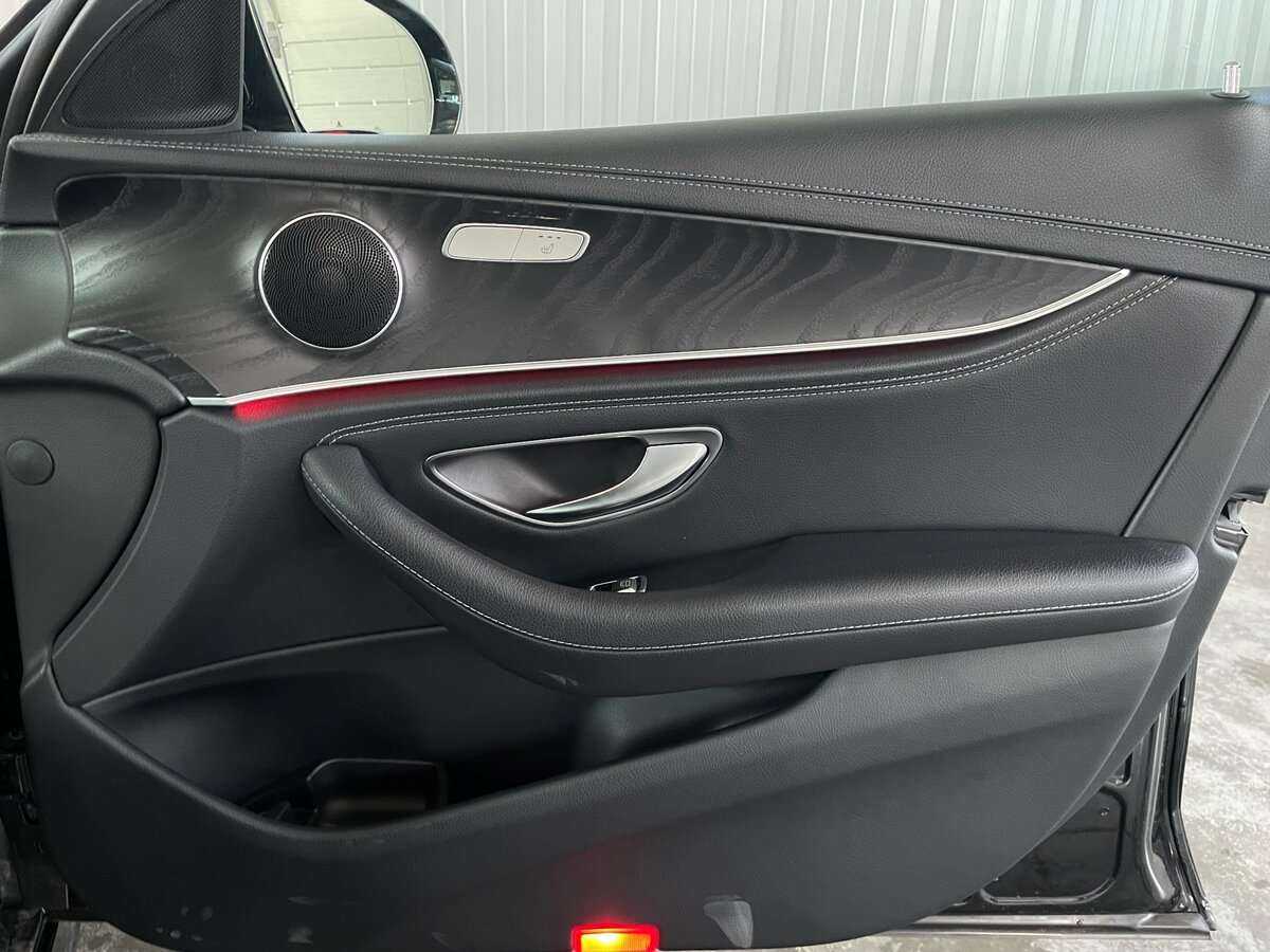 Mercedes-Benz E-Класс с пробегом — 2018 год. Фото: #24