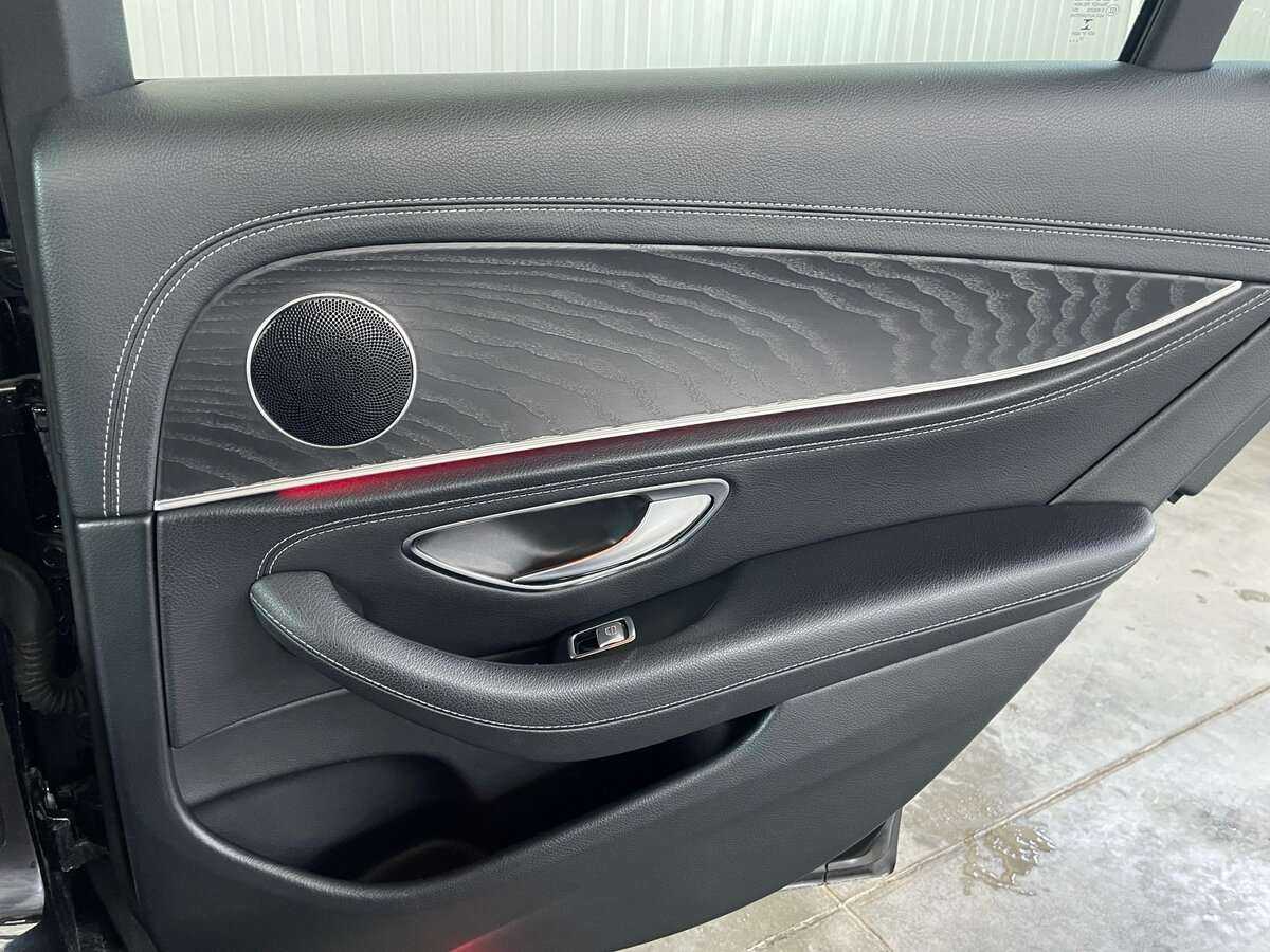 Mercedes-Benz E-Класс с пробегом — 2018 год. Фото: #25