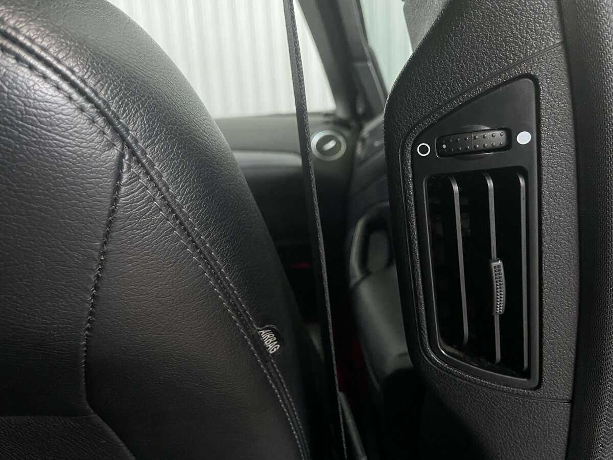 Ford Mondeo с пробегом — 2012 год. Фото: #19