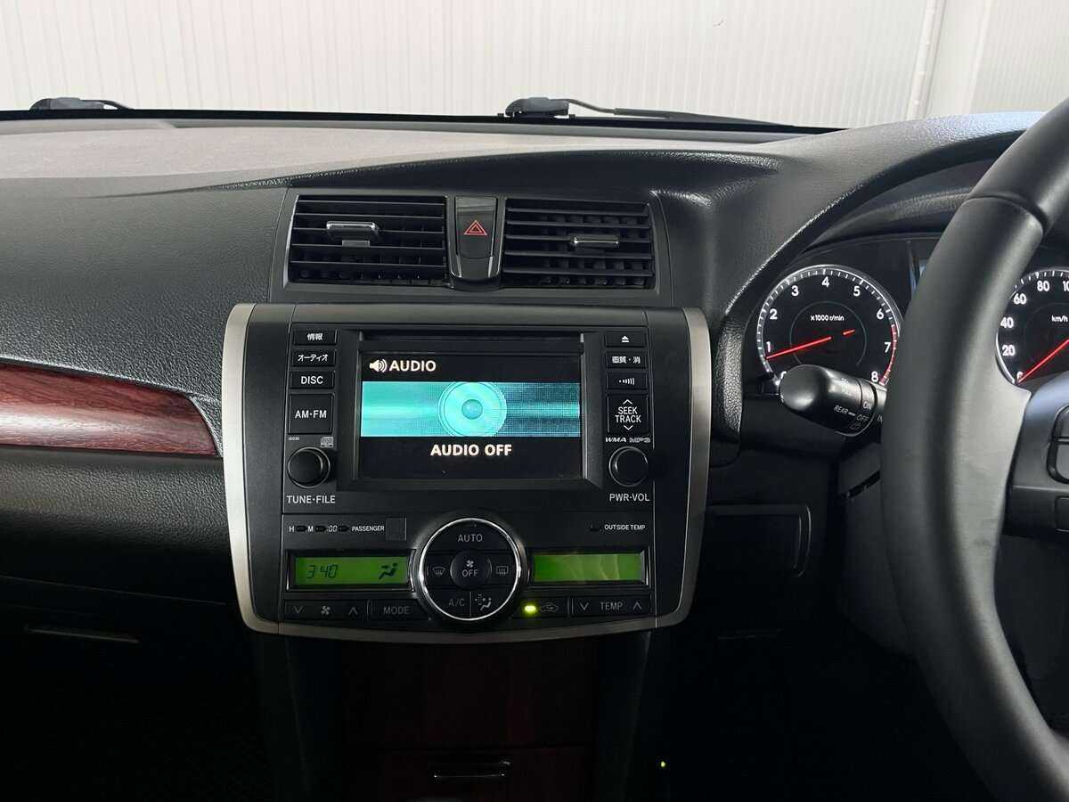 Toyota Allion с пробегом — 2007 год. Фото: #13