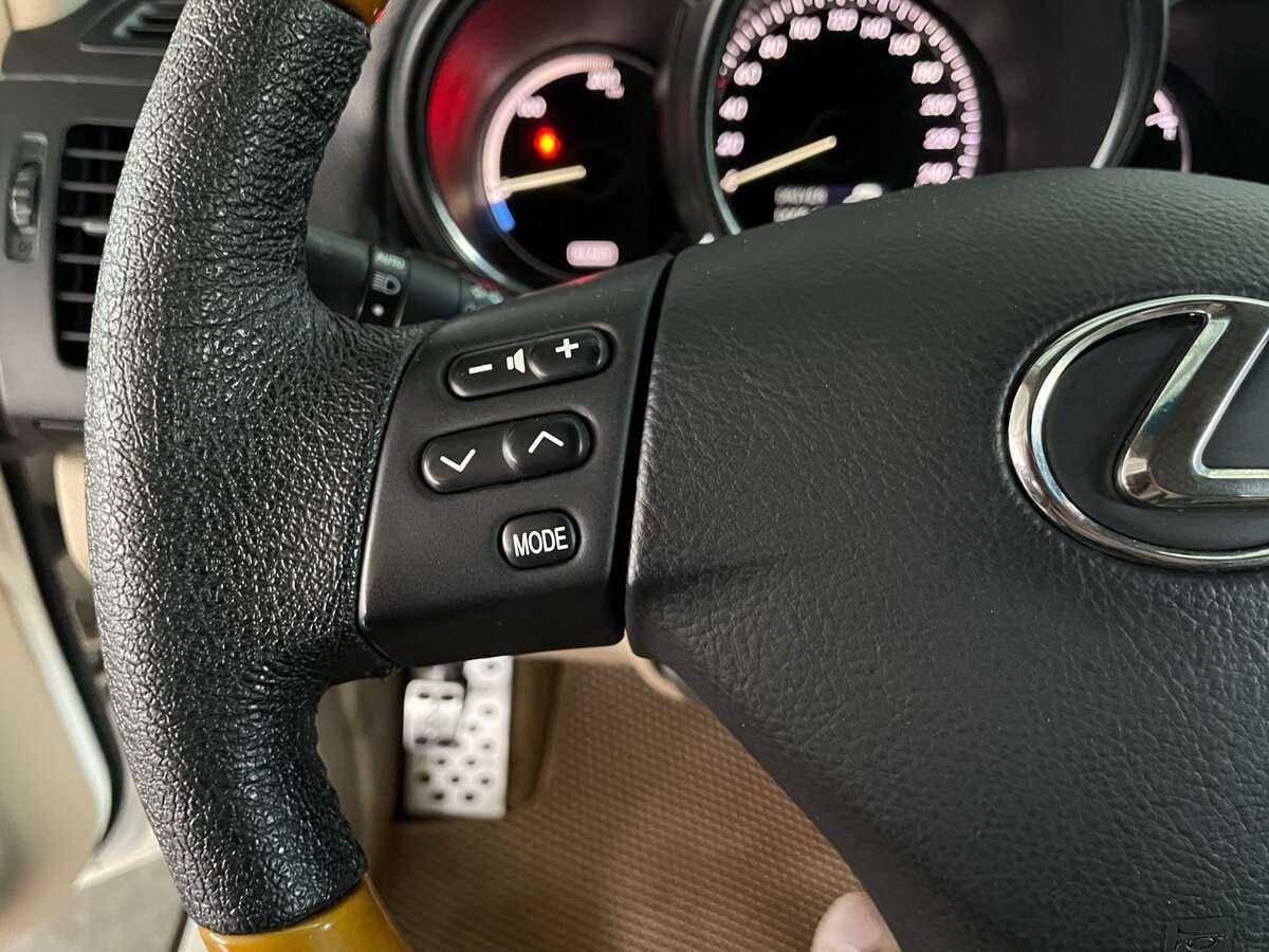 Lexus RX с пробегом — 2008 год. Фото: #10