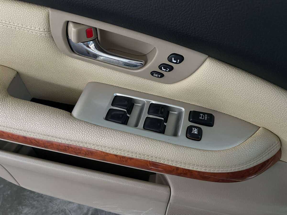 Lexus RX с пробегом — 2008 год. Фото: #22