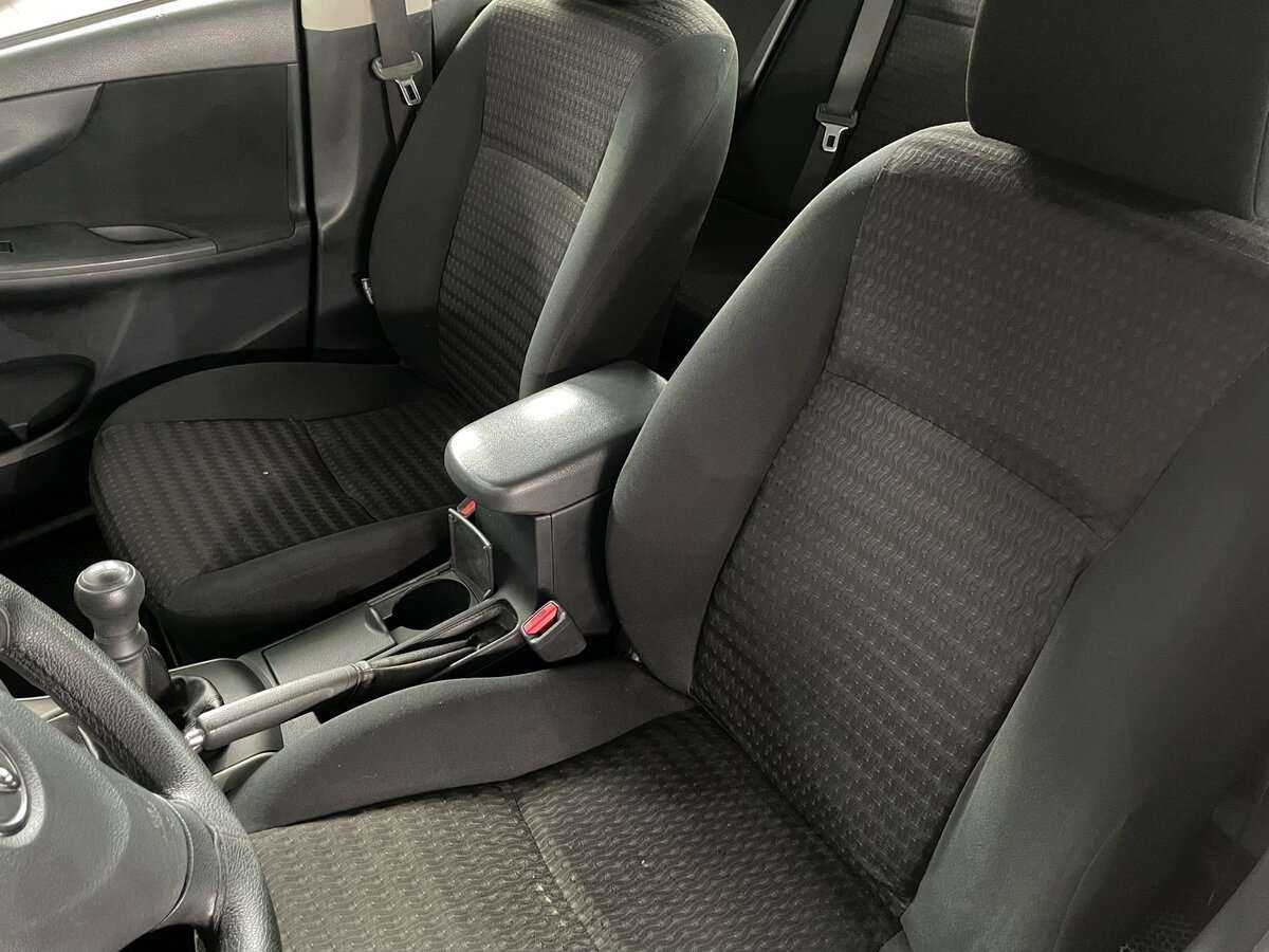 Toyota Corolla с пробегом — 2008 год. Фото: #12