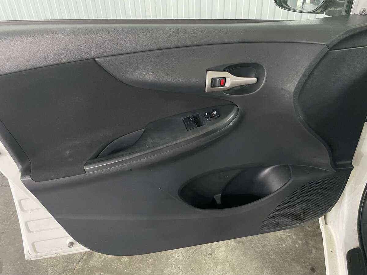 Toyota Corolla с пробегом — 2008 год. Фото: #16