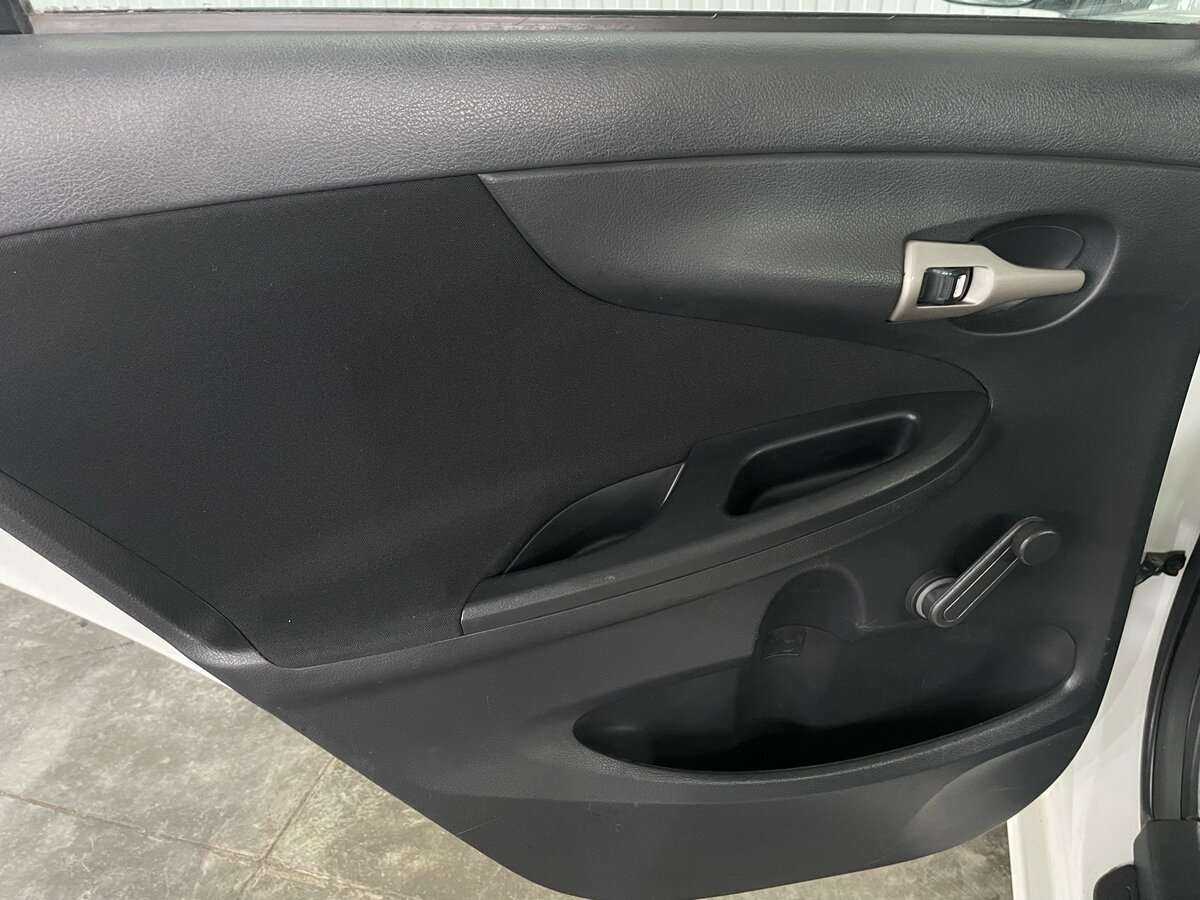 Toyota Corolla с пробегом — 2008 год. Фото: #17