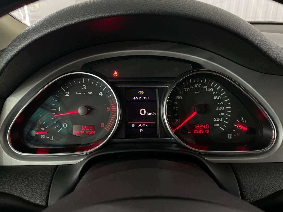 Audi Q7 с пробегом — 2008 год. Фото: #11