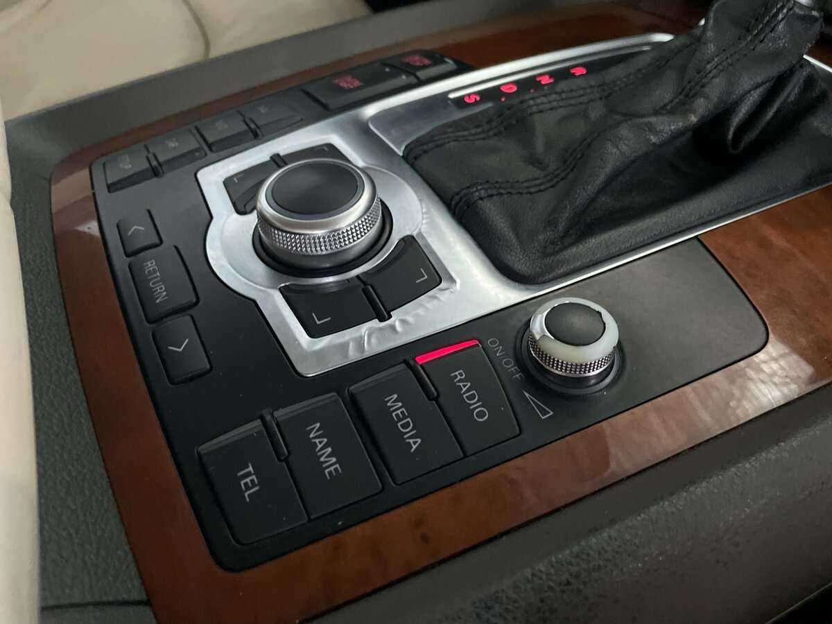 Audi Q7 с пробегом — 2008 год. Фото: #34