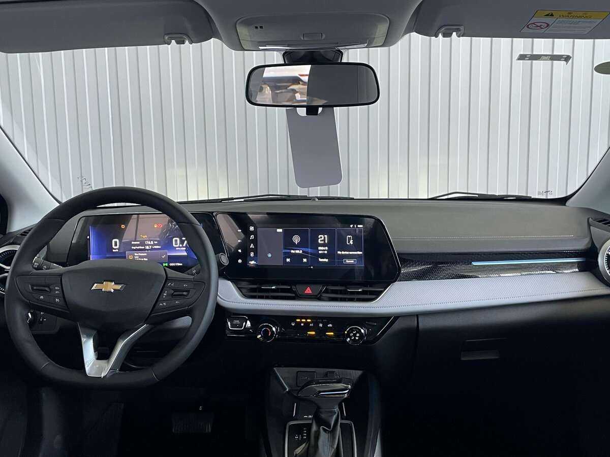 Chevrolet Monza с пробегом — 2023 год. Фото: #8