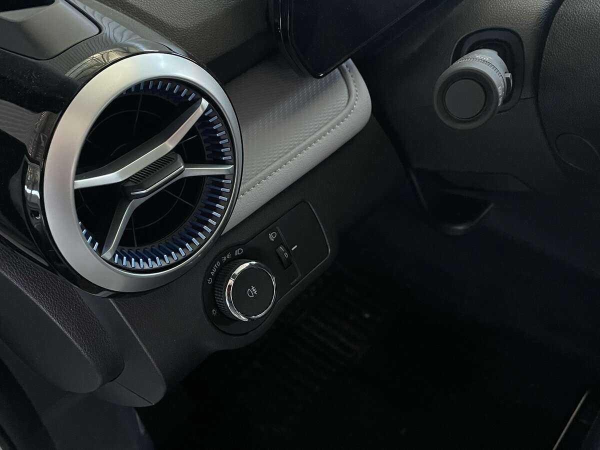 Chevrolet Monza с пробегом — 2023 год. Фото: #13