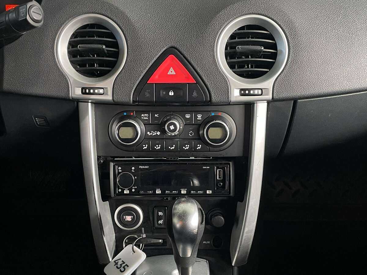 Renault Koleos с пробегом — 2008 год. Фото: #10