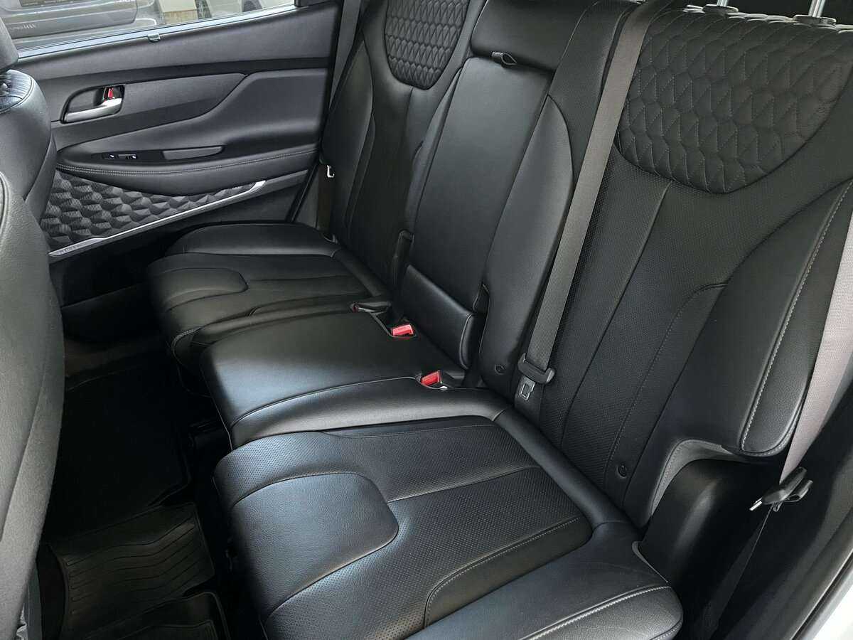 Hyundai Santa Fe с пробегом — 2020 год. Фото: #16