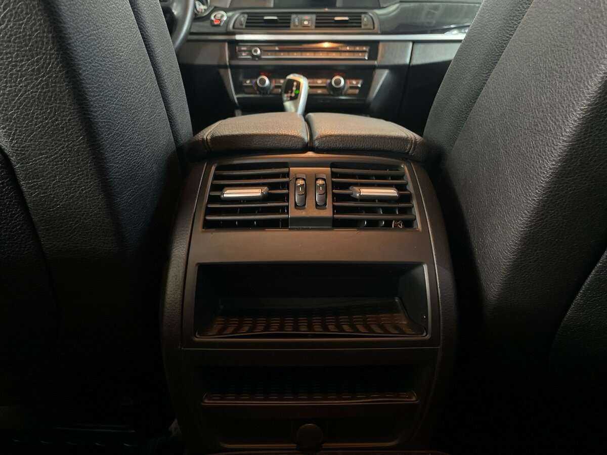 BMW 5 серии с пробегом — 2012 год. Фото: #19