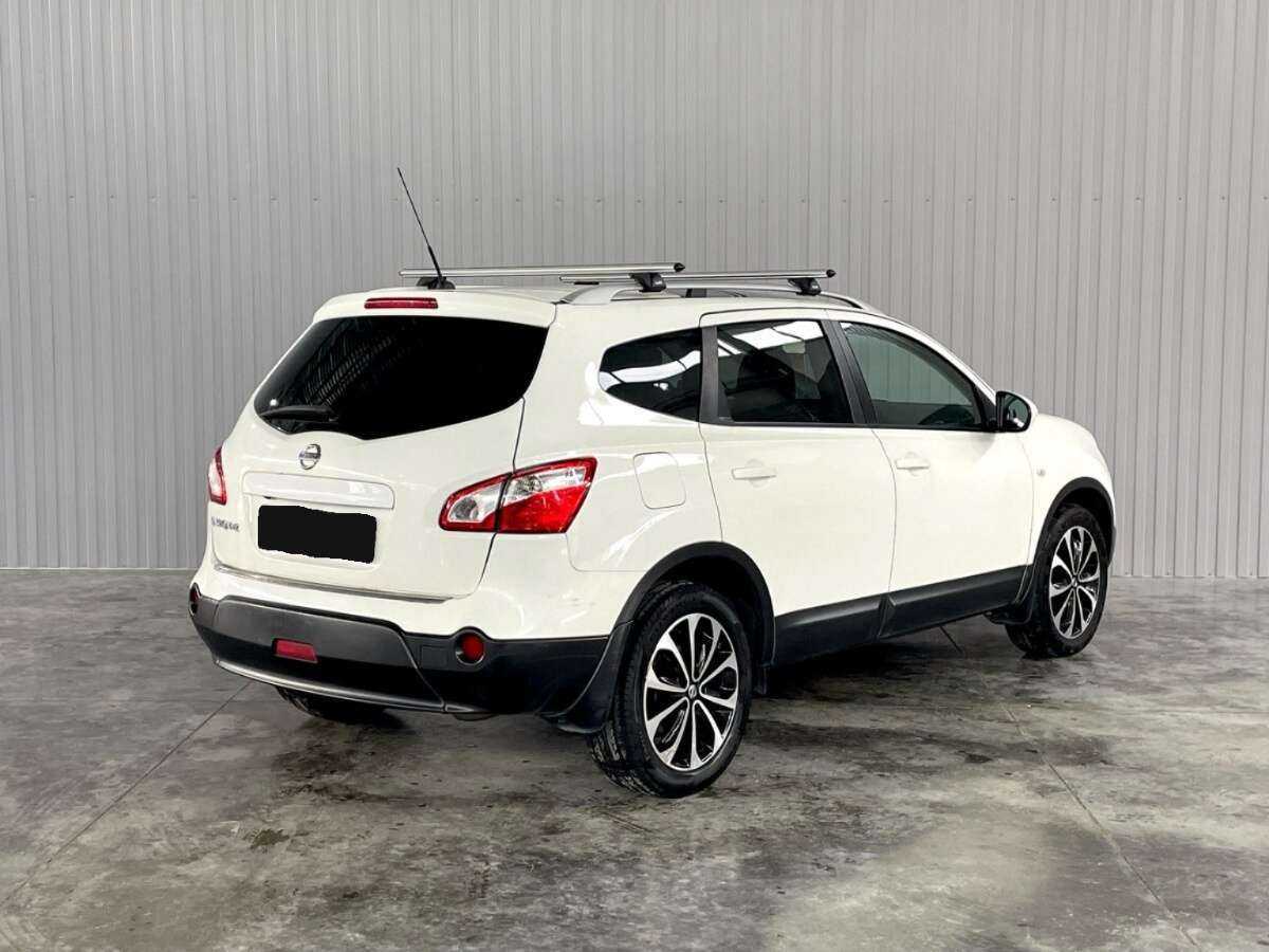 Nissan Qashqai+2 с пробегом — 2011 год. Фото: #4