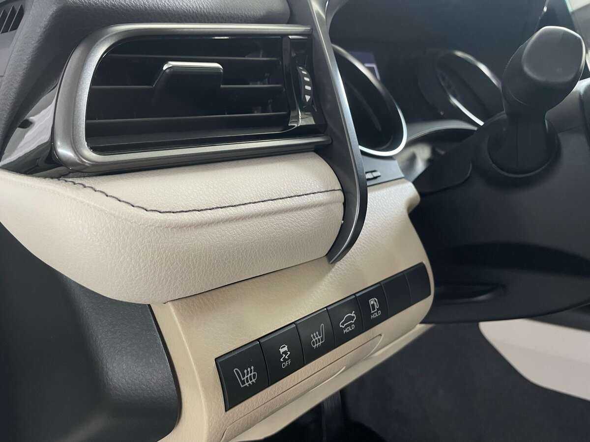 Toyota Camry с пробегом — 2022 год. Фото: #14