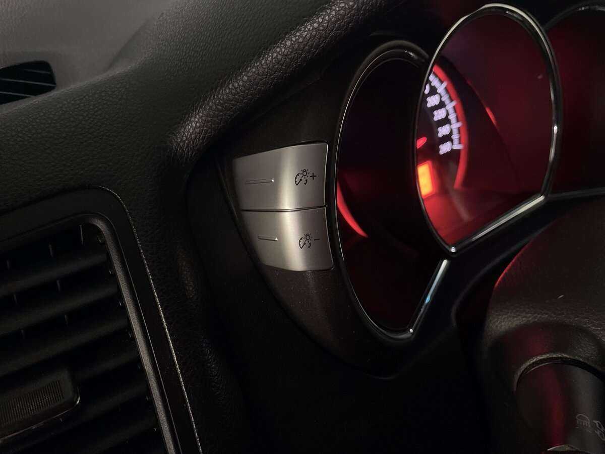 Nissan Murano с пробегом — 2010 год. Фото: #12