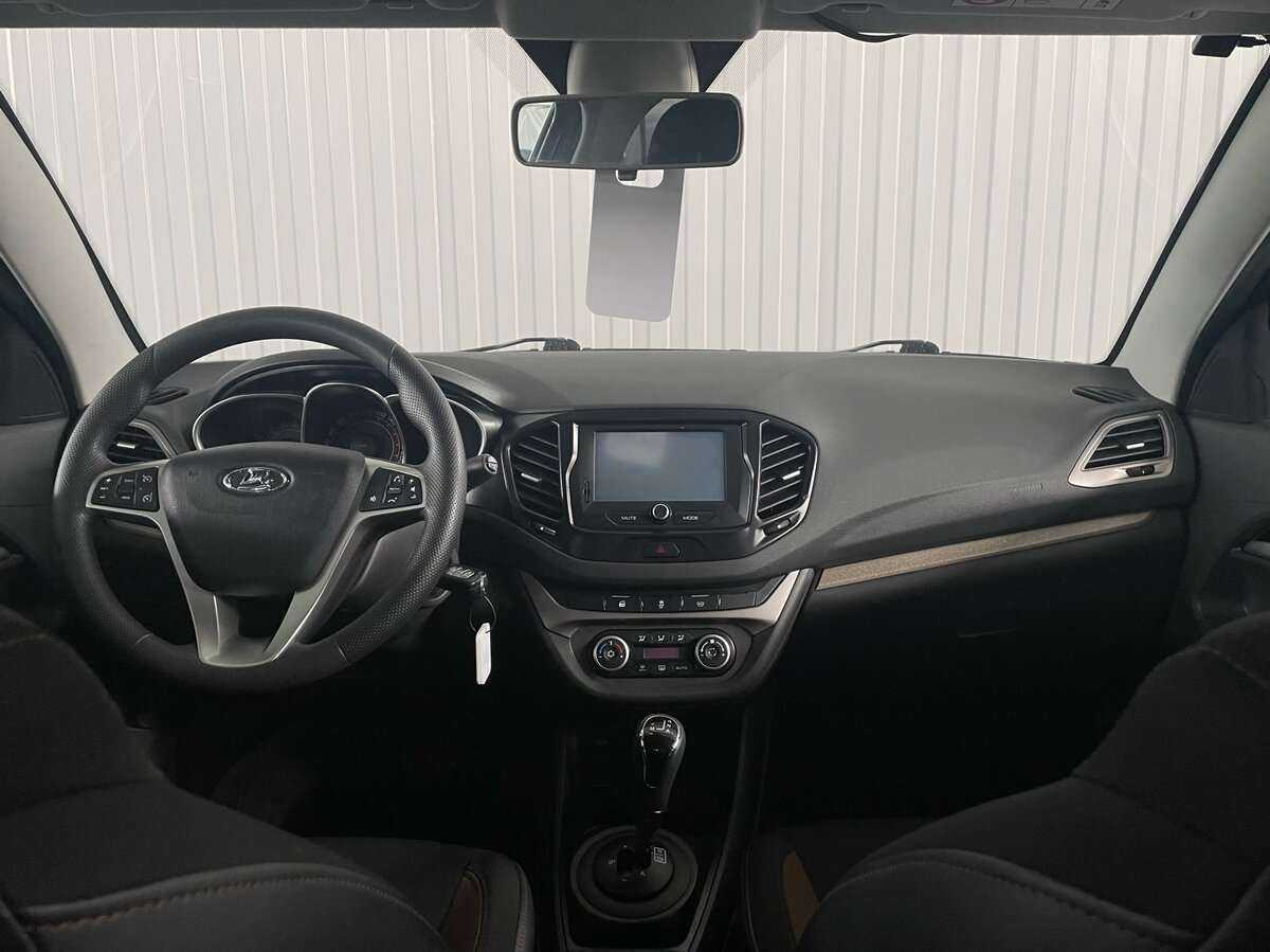 Lada (ВАЗ) Vesta с пробегом — 2018 год. Фото: #8