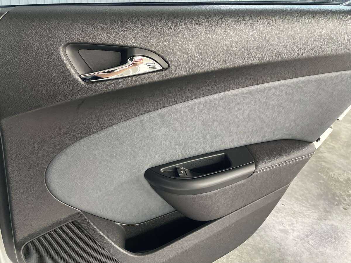 Opel Astra с пробегом — 2014 год. Фото: #19