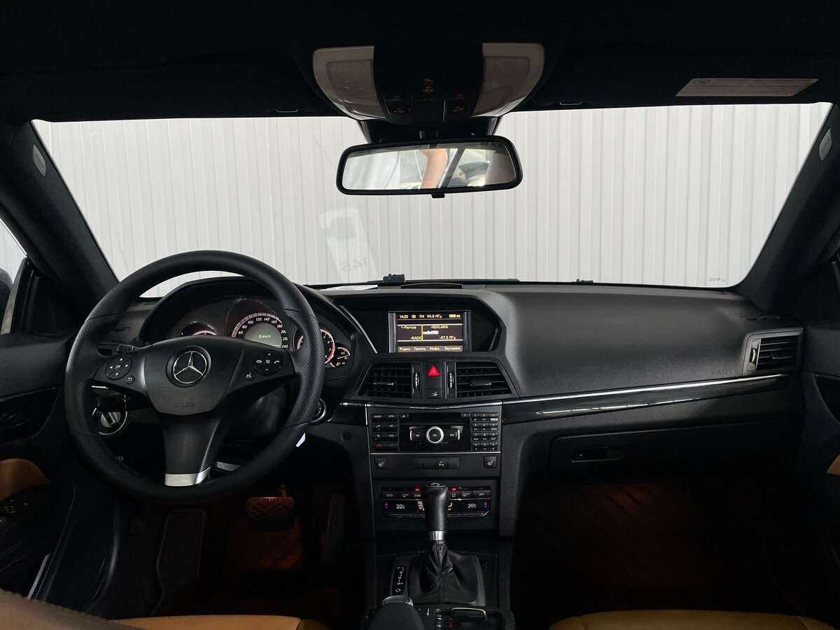 Mercedes-Benz E-Класс с пробегом — 2011 год. Фото: #8