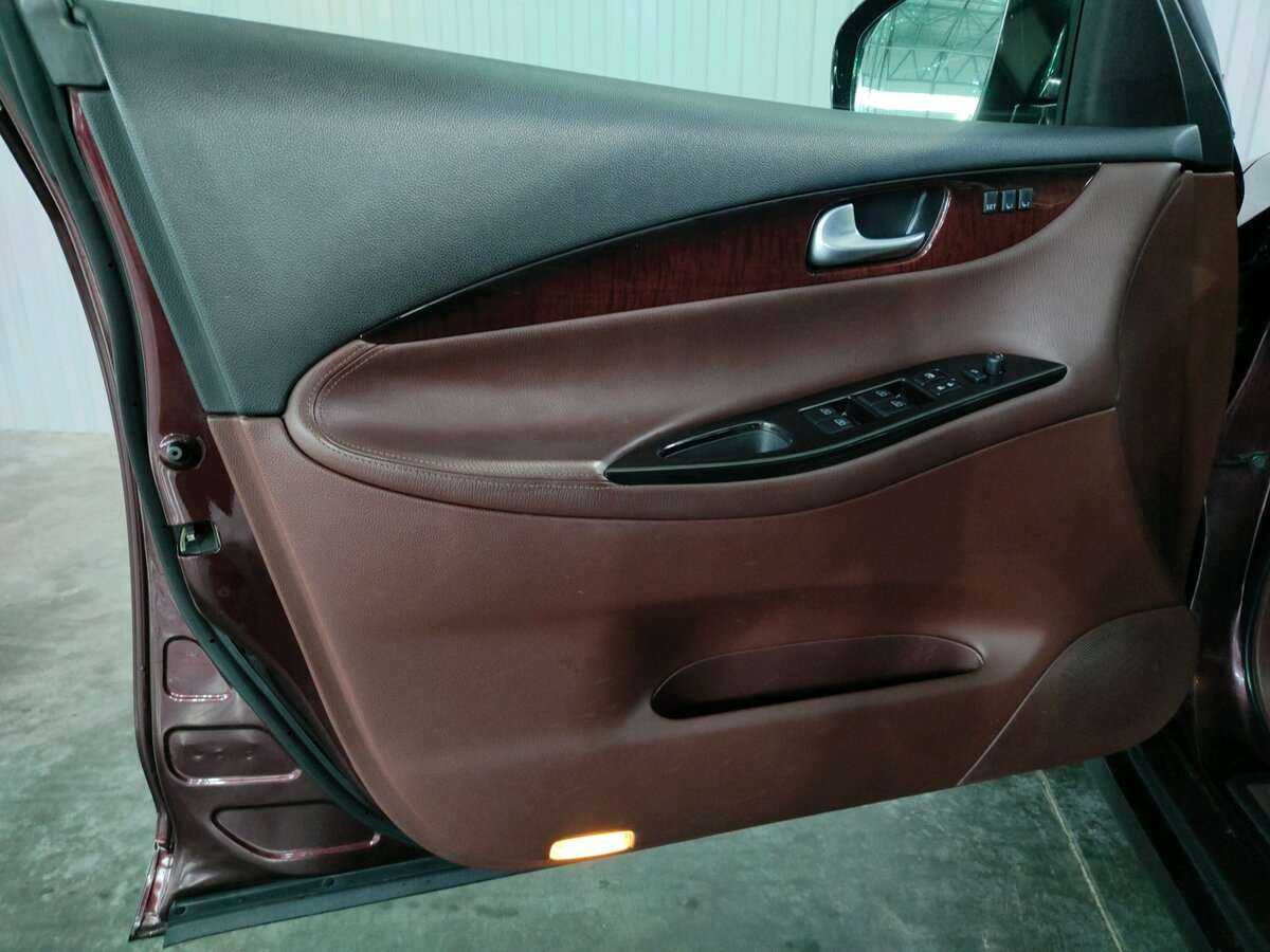 Infiniti QX50 с пробегом — 2014 год. Фото: #7