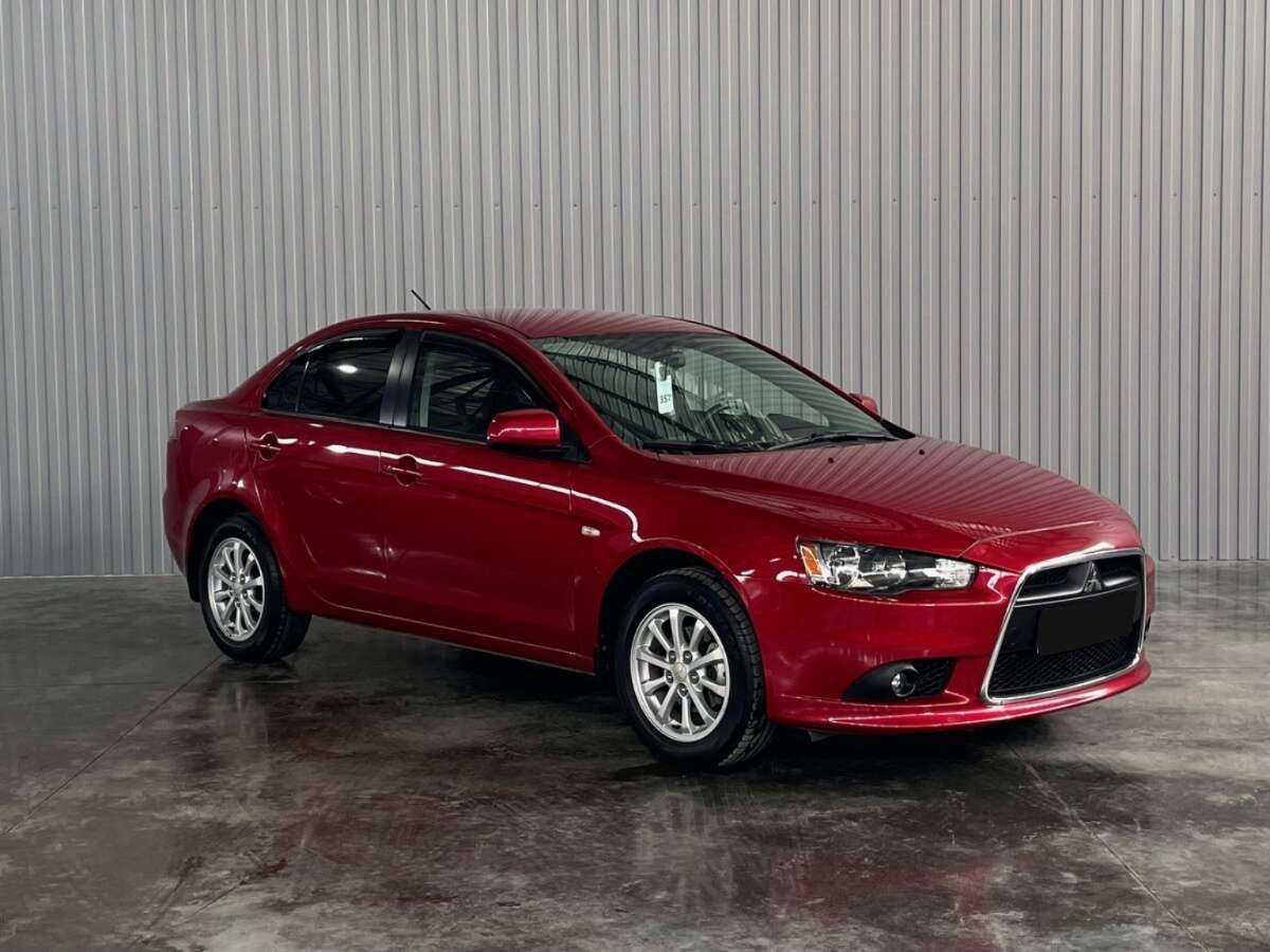 Mitsubishi Lancer с пробегом — 2011 год. Фото: #1