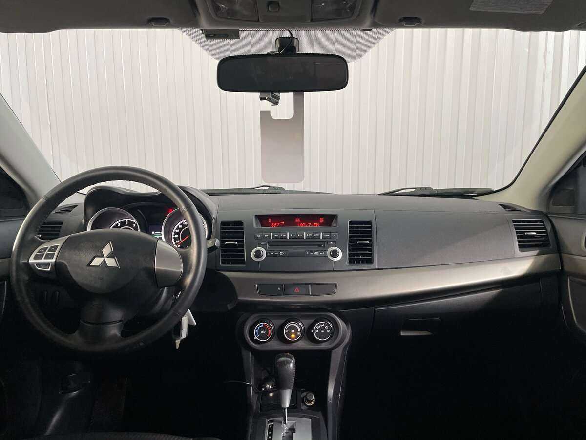 Mitsubishi Lancer с пробегом — 2011 год. Фото: #7