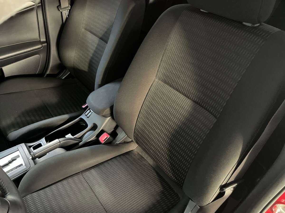 Mitsubishi Lancer с пробегом — 2011 год. Фото: #12