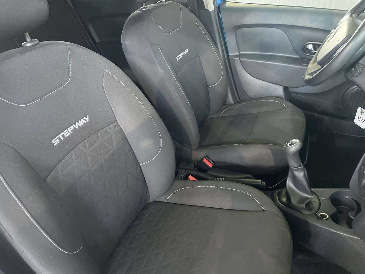 Renault Sandero с пробегом — 2018 год. Фото: #13