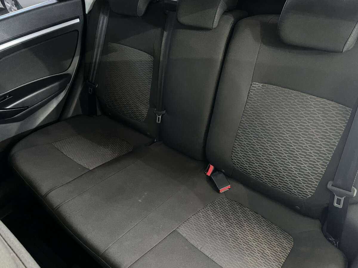 Lada (ВАЗ) Vesta с пробегом — 2018 год. Фото: #15