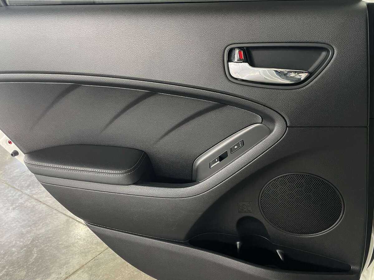 Kia Cerato с пробегом — 2014 год. Фото: #22