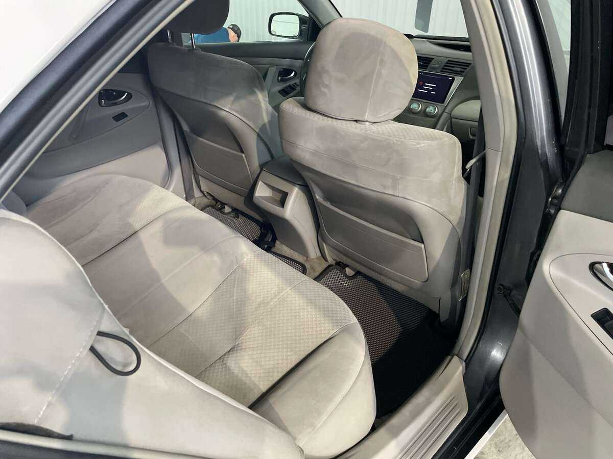 Toyota Camry с пробегом — 2007 год. Фото: #15