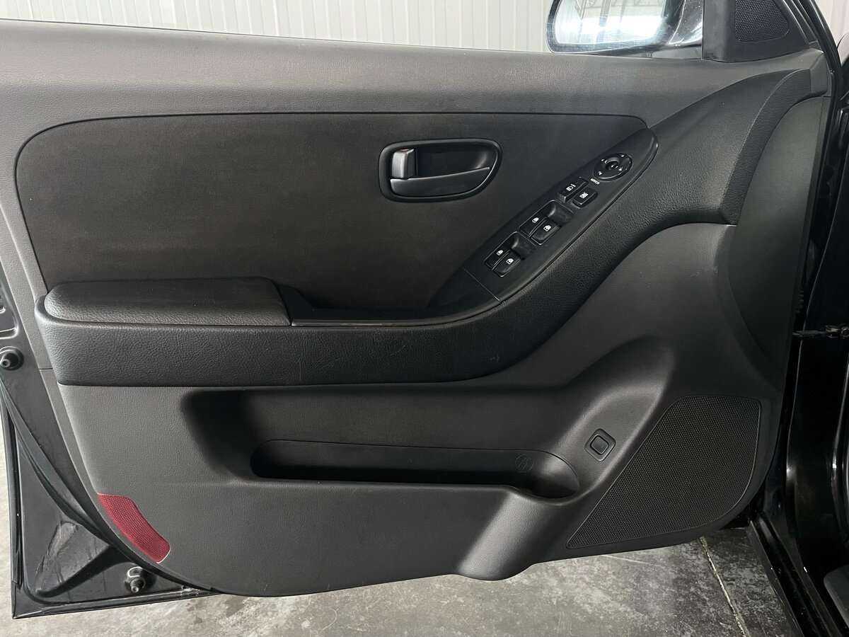 Hyundai Elantra с пробегом — 2008 год. Фото: #14