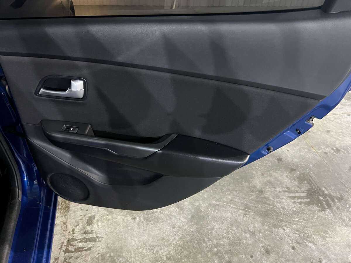 Kia Rio с пробегом — 2013 год. Фото: #14