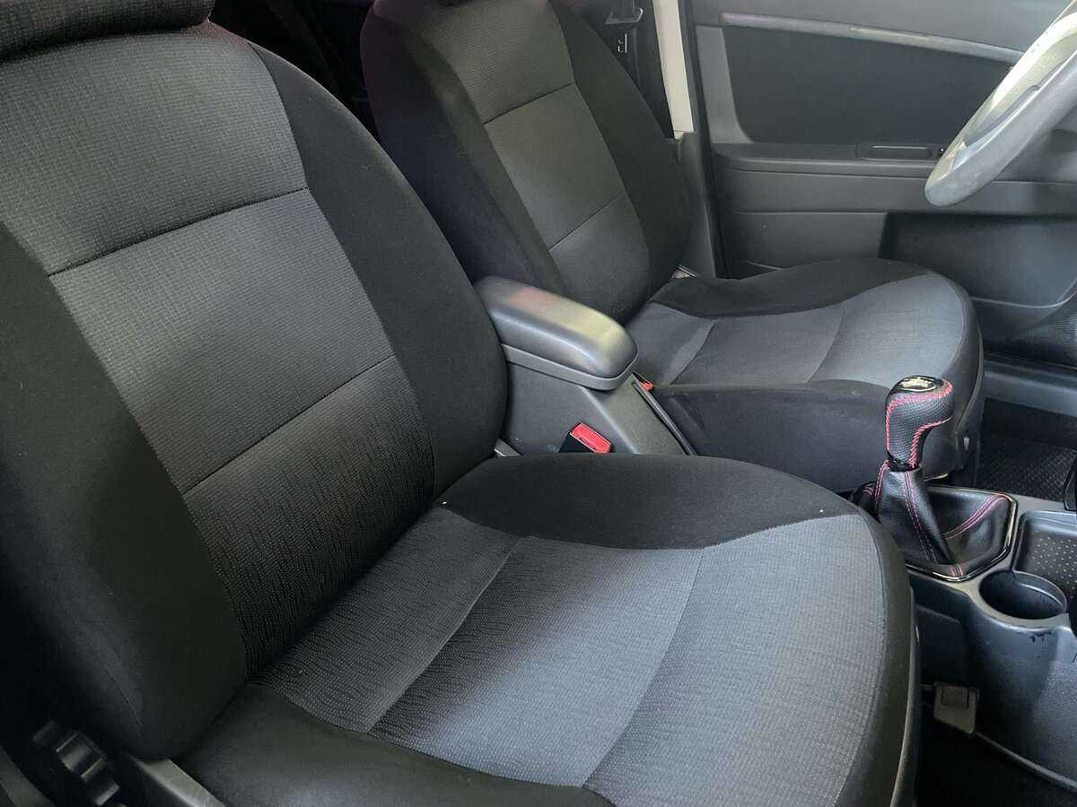 Lada (ВАЗ) Priora с пробегом — 2014 год. Фото: #14