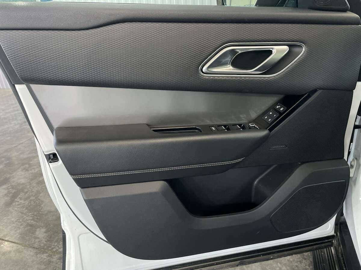 Land Rover Range Rover Velar с пробегом — 2018 год. Фото: #20