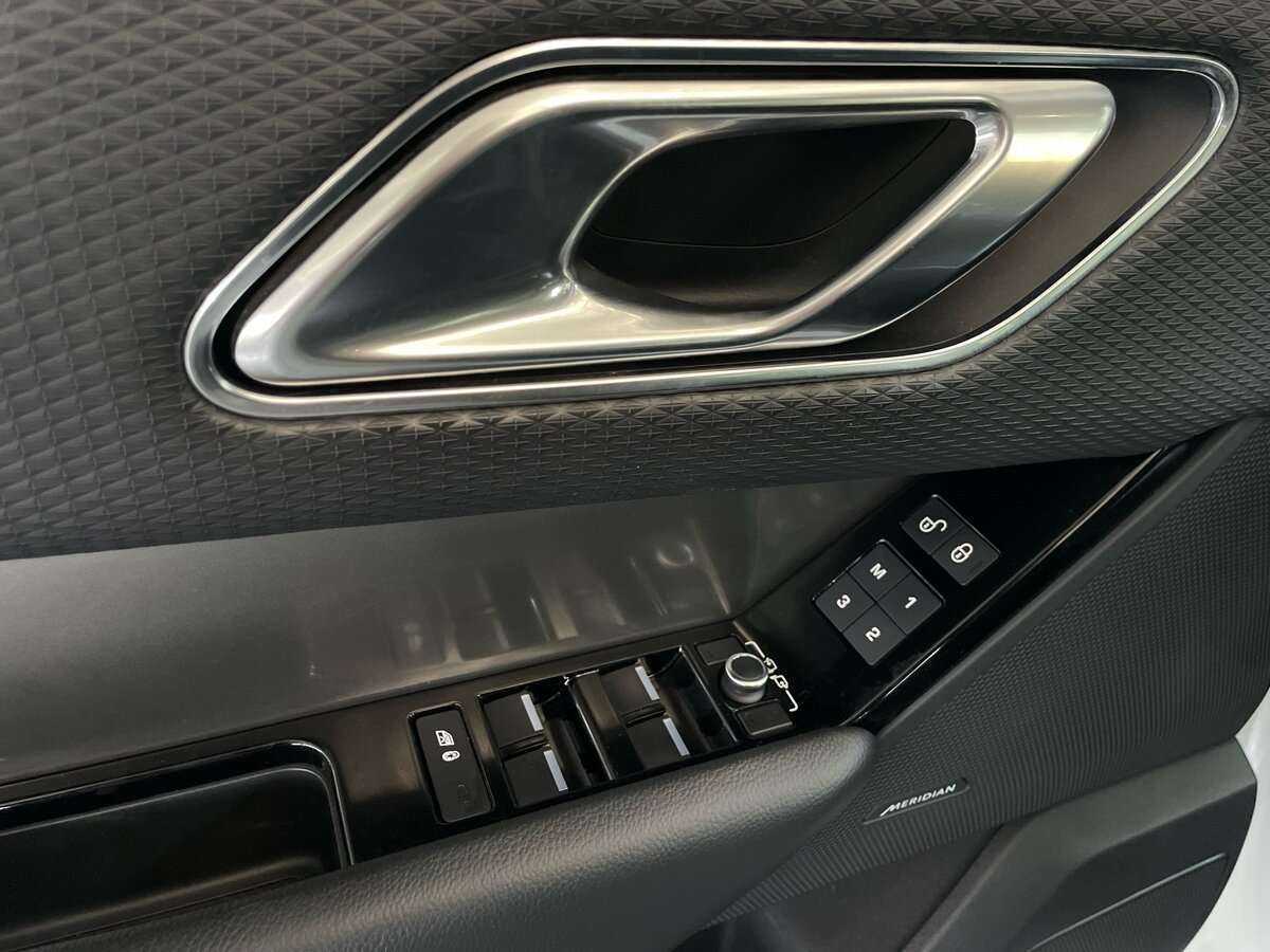 Land Rover Range Rover Velar с пробегом — 2018 год. Фото: #21