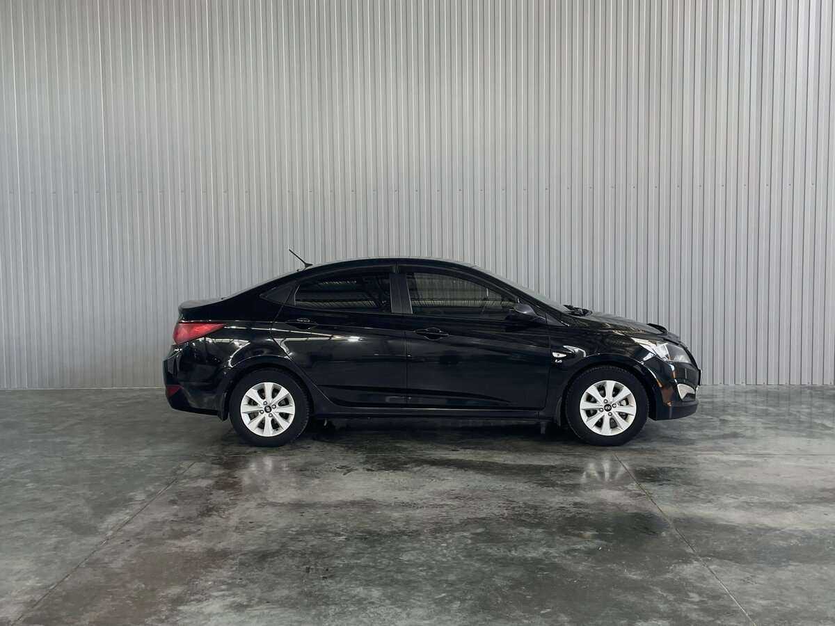 Hyundai Solaris с пробегом — 2016 год. Фото: #3